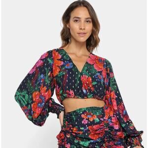 NWT Farm Rio Blusha Cropped Flores blouse